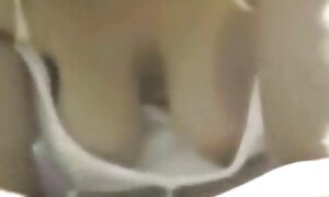 巨乳の美しさは、浴室で男のコックを吸う セックス 女性 向け 無料 動画