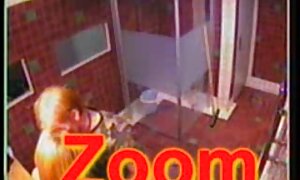 黒い乳首は白いボルトに沈む 可愛い 女性 の セックス 動画