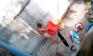 ガスマスクを持つ女の子 一徹 セックス 動画