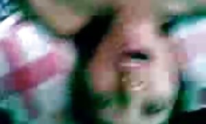 プールでレイプされた美しい売春婦 女性 と セックス 動画