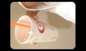 オーガズムに乗客を運ぶタクシー運転手 セックス 動画 女 向け