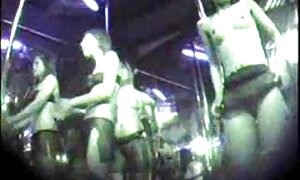 古い隣人は通りに若い女の子を性交する 女性 愛撫 動画