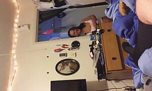 成熟した記述させ遊ぶ若いカップルのための三人組 女性 の 無料 セックス 動画