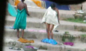 フランスの芸術は男性を喜ばせる 中 年 女 の セックス 動画