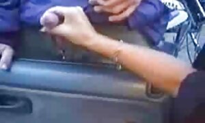 背の高い男は彼の隣人を陰茎に引っ張る 無料 セックス 女性